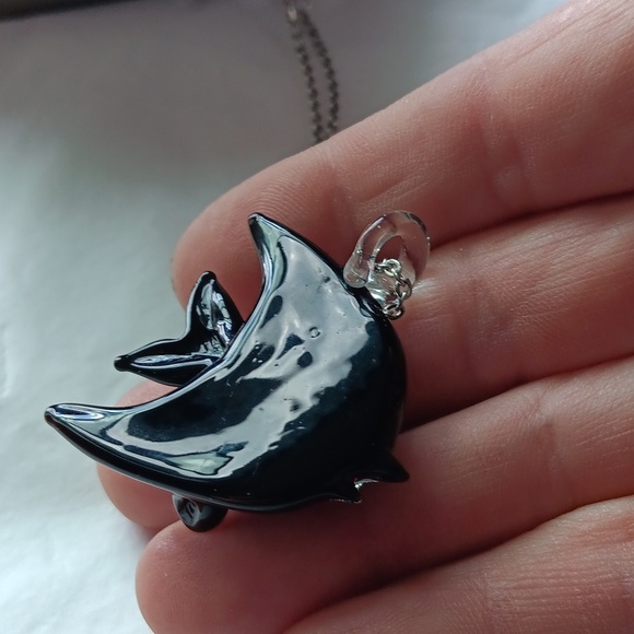 Blown Gllass Fish Pendant Necklace - Picture 4 of 4